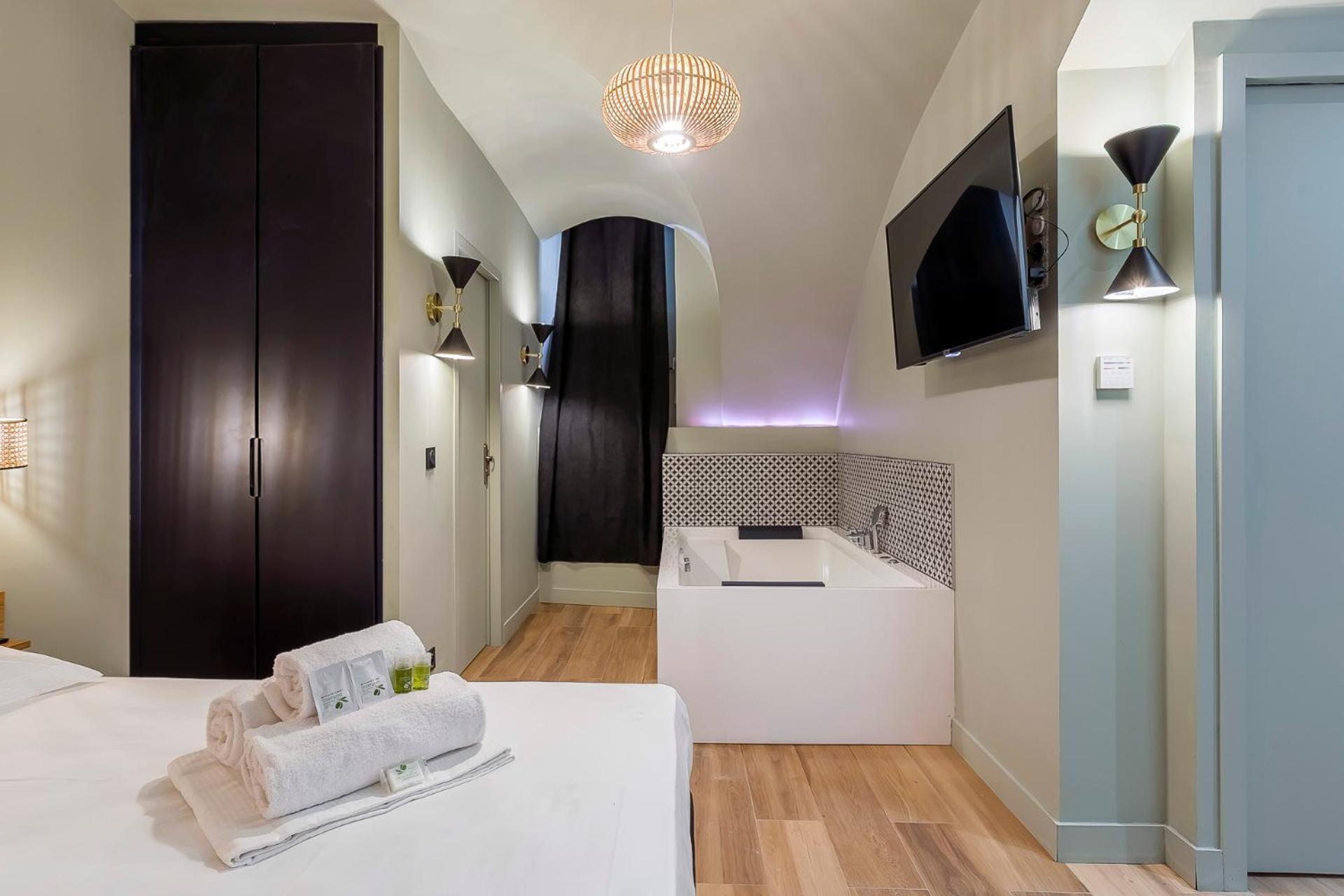 Suite Romantique Balneo Centre ליון מראה חיצוני תמונה